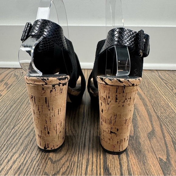 DONALD PLINER Jayton Snake Embossed Platform Heels size 9 - Picture 5 of 9